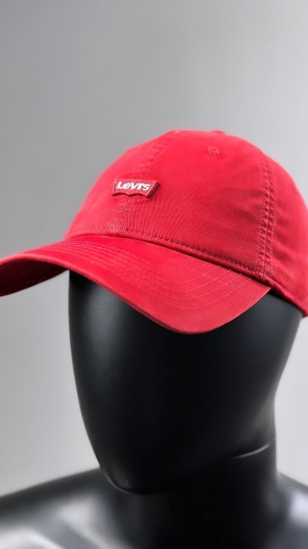 LEVIS CAP  - احمر <br> <span class='text-color-warm'>نفدت الكمية</span>