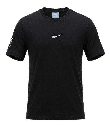 Nike t-shirt