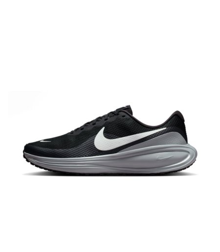 Nike Revolution 8